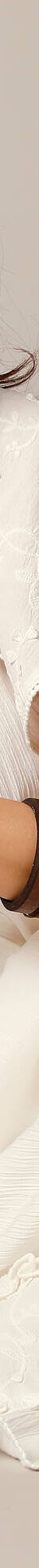 Robe longue crépon, manches volantées, broderie 3D (écru) Robe longue crépon, manches volantées, broderie 3D (écru)